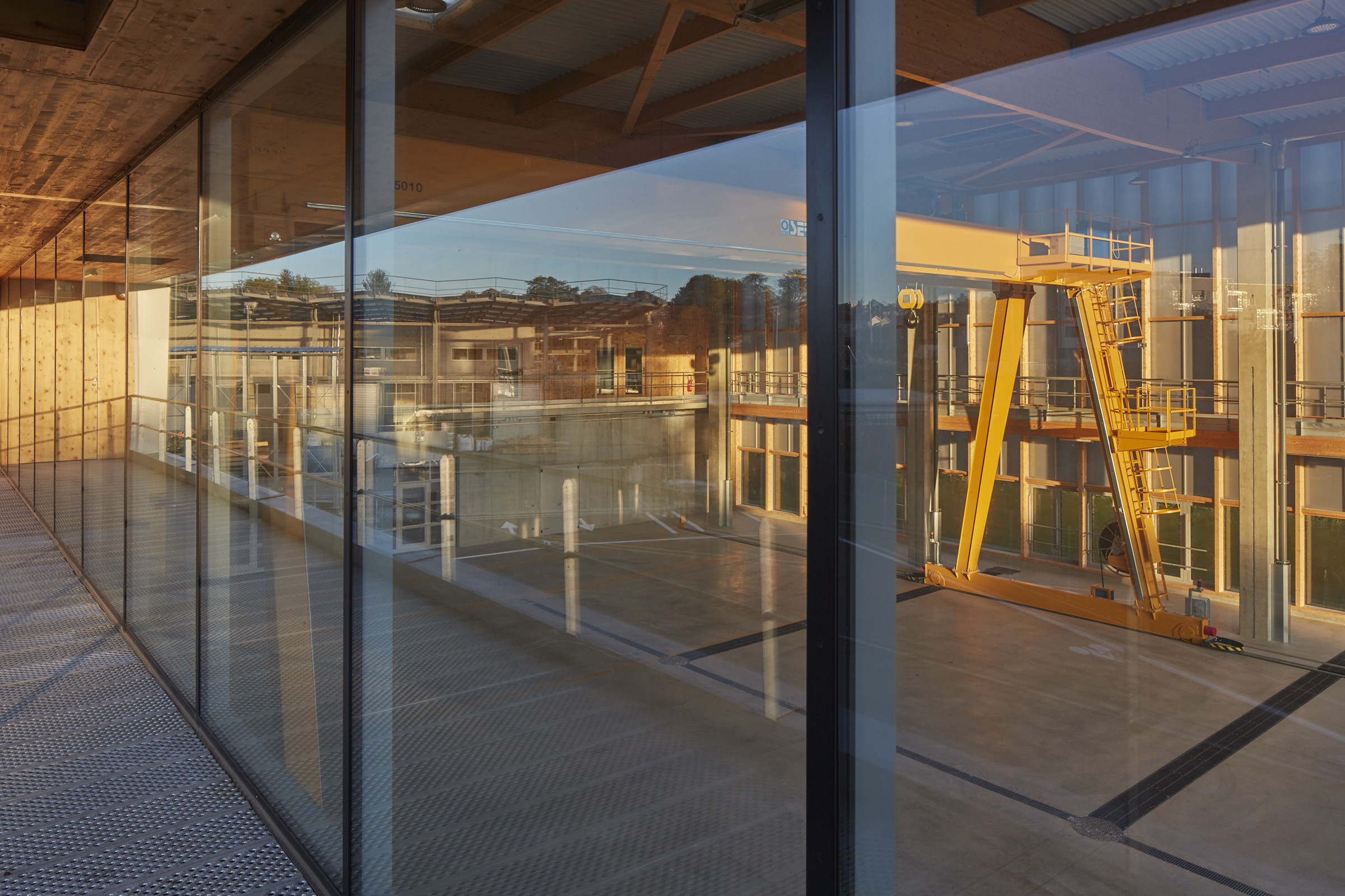 Campus of Sustainable Architecture and Construction, Grands Ateliers Villefontaine 2002 Lipsky Rollet architecture et environnement architecte florence lipsky pascal rollet paris france